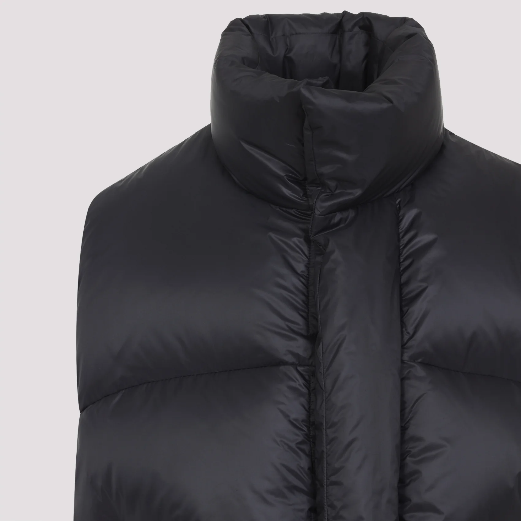 Mordecai Quilted High-neck Gilet - Image 5