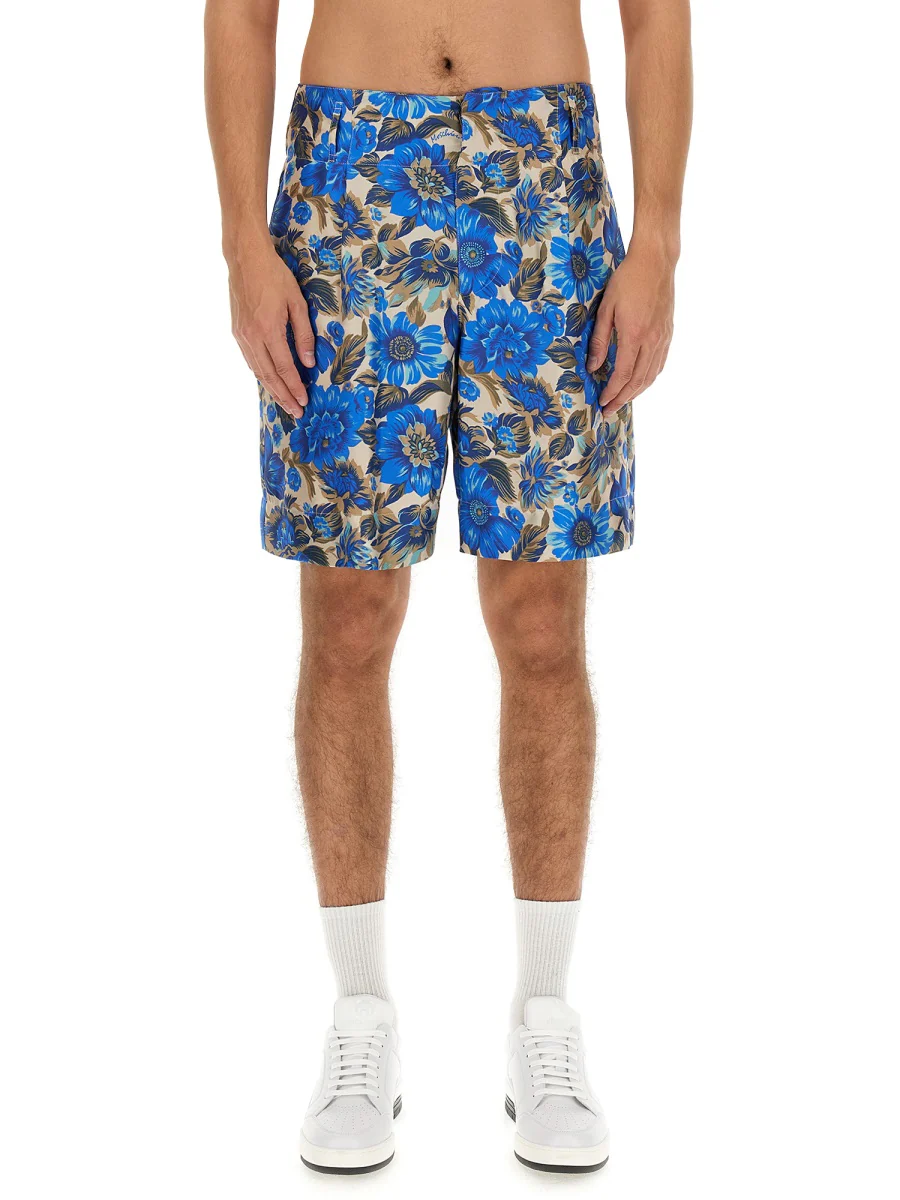 MOSCHINO All-Over Floral Printed Straight-Leg Shorts