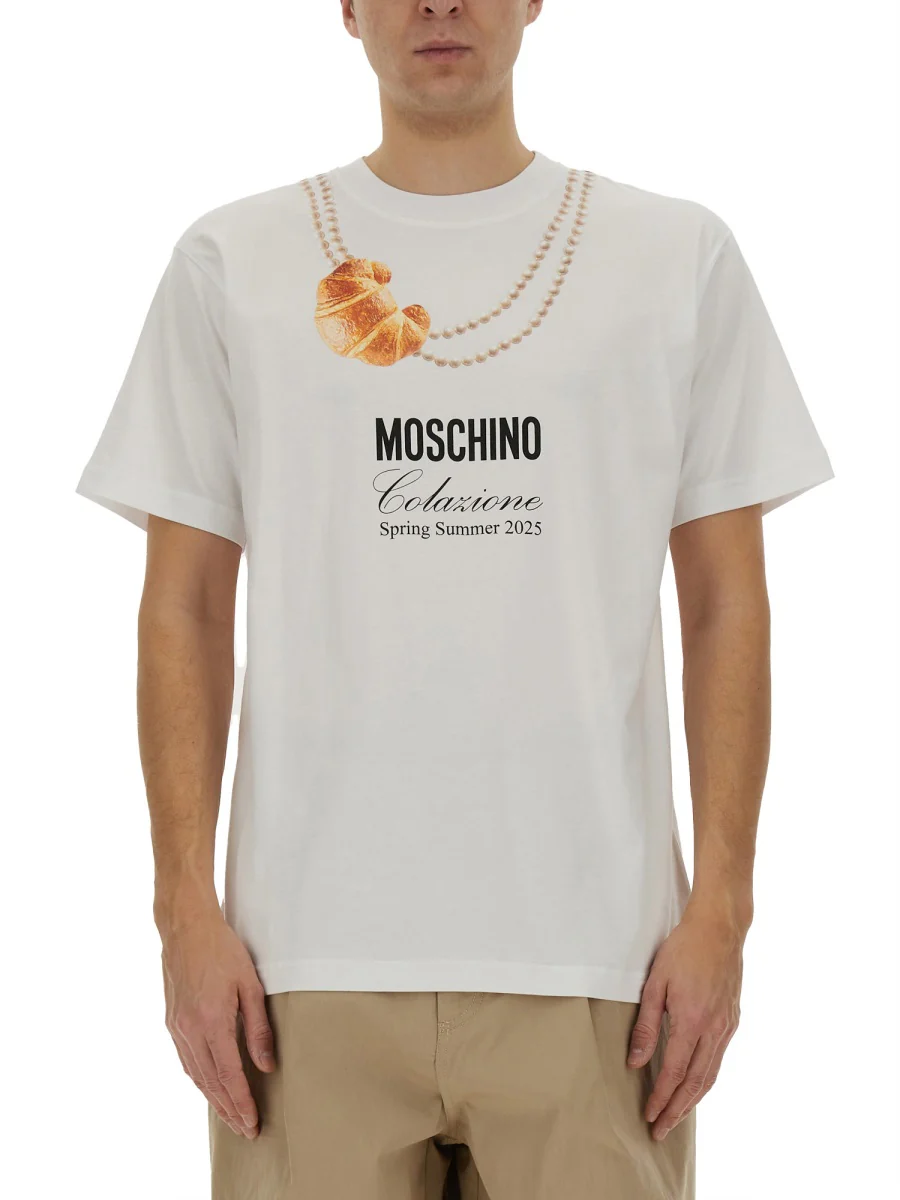 Moschino Breakfast T-Shirt with Necklace for Men - Image 5