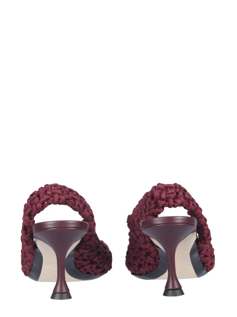 N°21 Woven Leather Pumps - Image 3