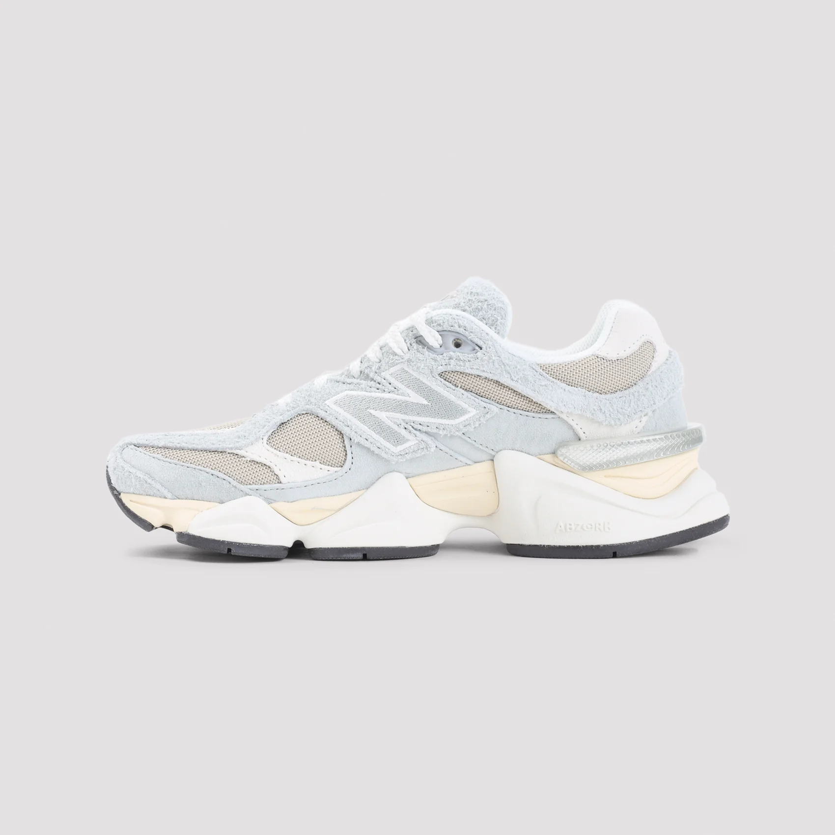 New Balance Comfortable Suede Sneakers for Everyone - Image 4