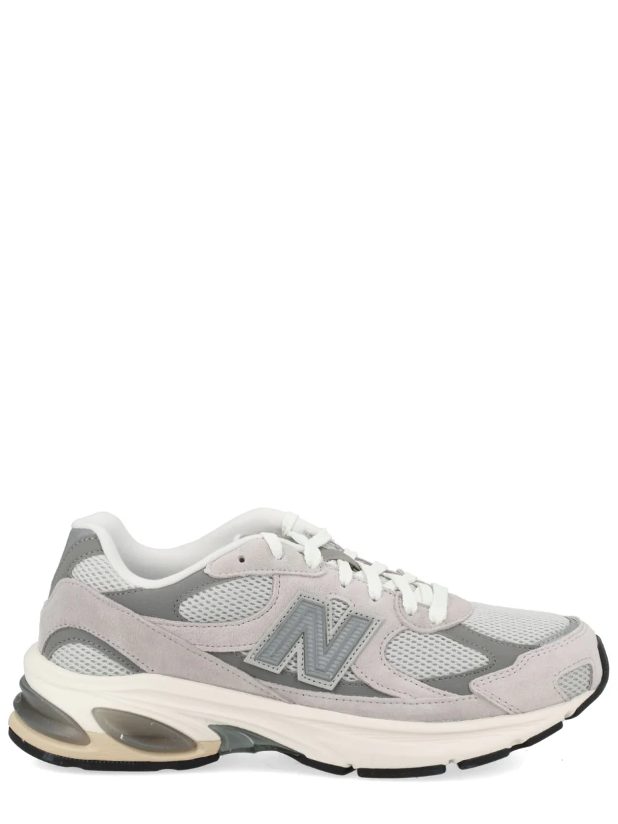 New Balance Lightweight Unisex Sneakers - 2010 Edition