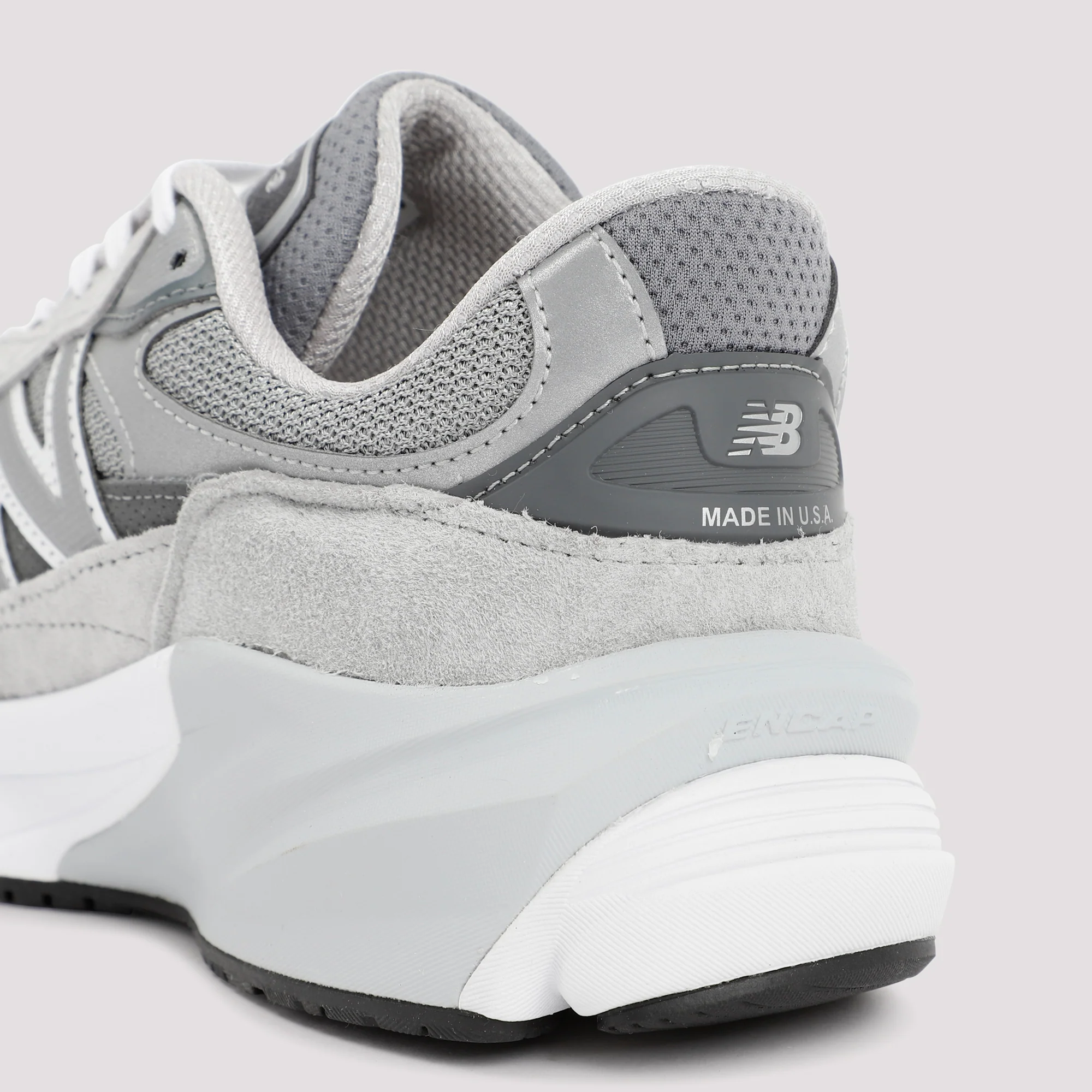 New Balance Men's 990v6 Sneakers for SS26 - Image 5