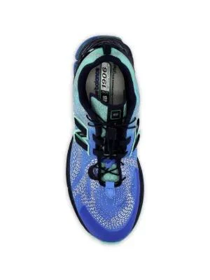 New Balance Men's Vintage 2000s Sneakers - Image 5