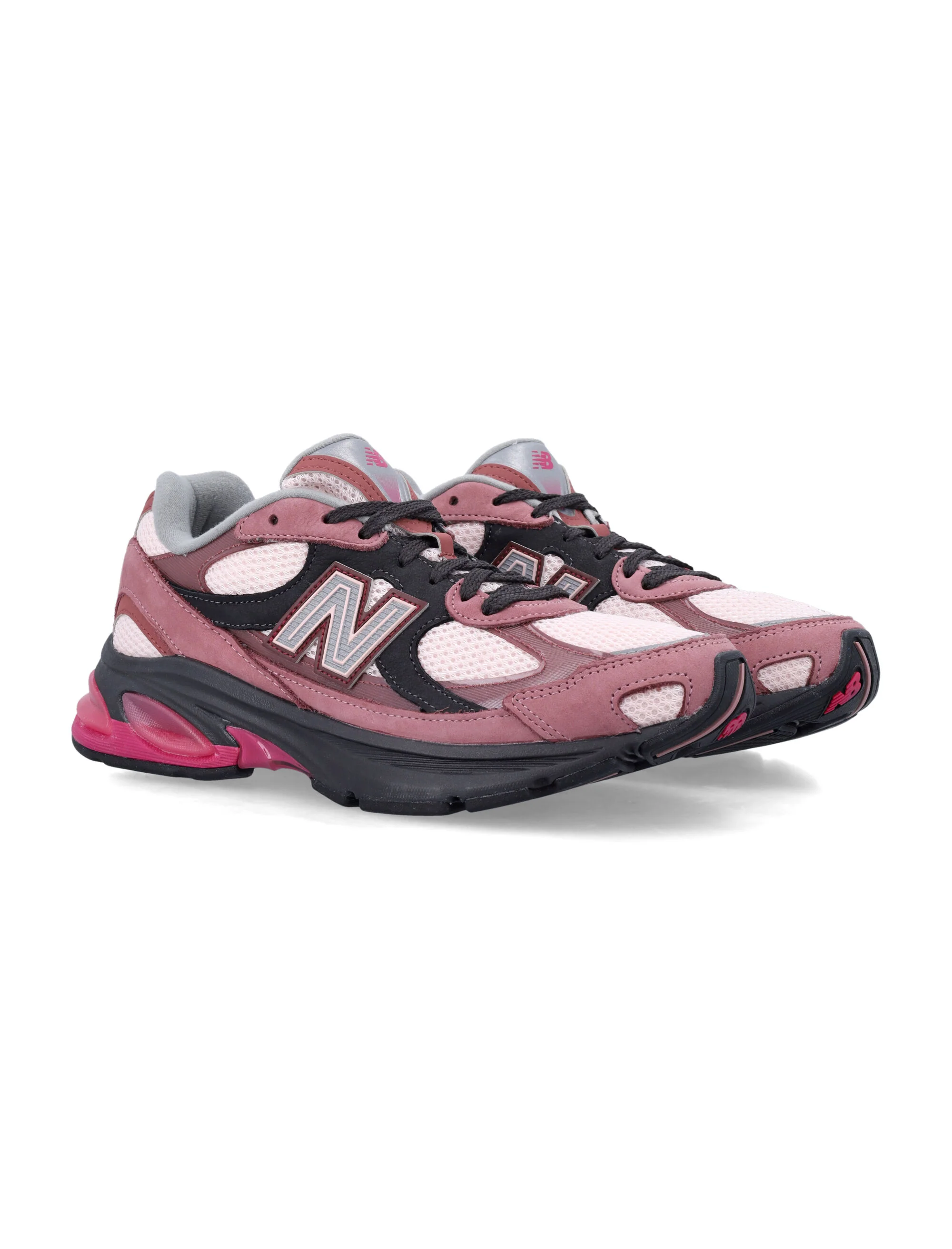 New Balance Reimagined Classic Sneakers for Unisex - Image 3
