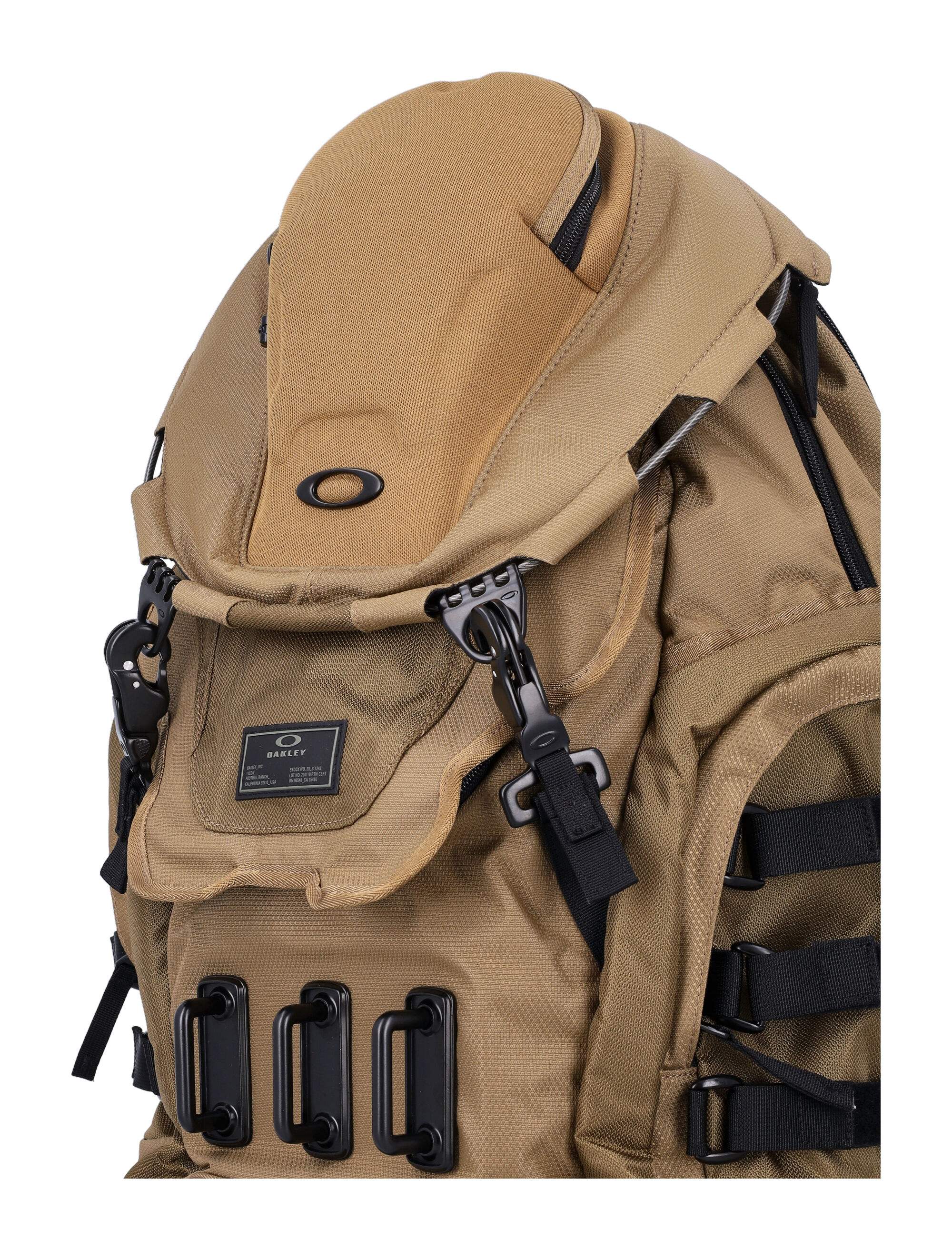 Oakley Versatile Urban Backpack for 17" Laptop - 34L Capacity - Image 2