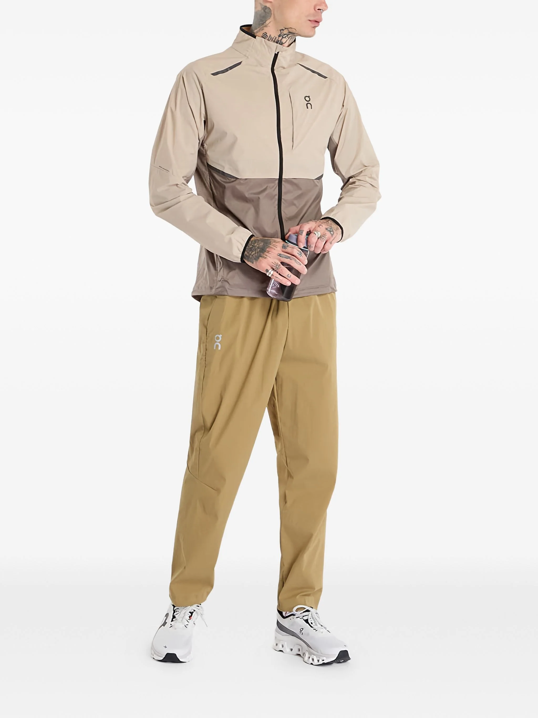 On Running Men's Performance Lightweight Jacket - Image 3
