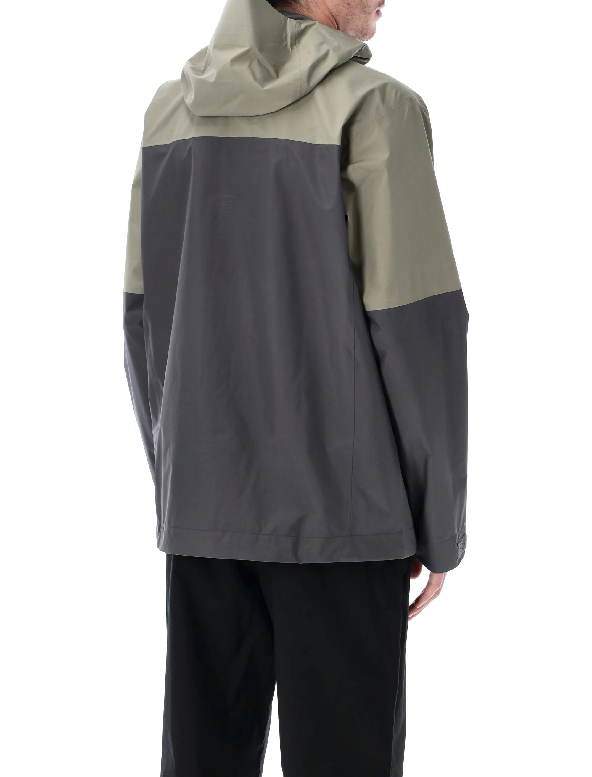 Patagonia Men's Waterproof Jacket - Size L - Image 2