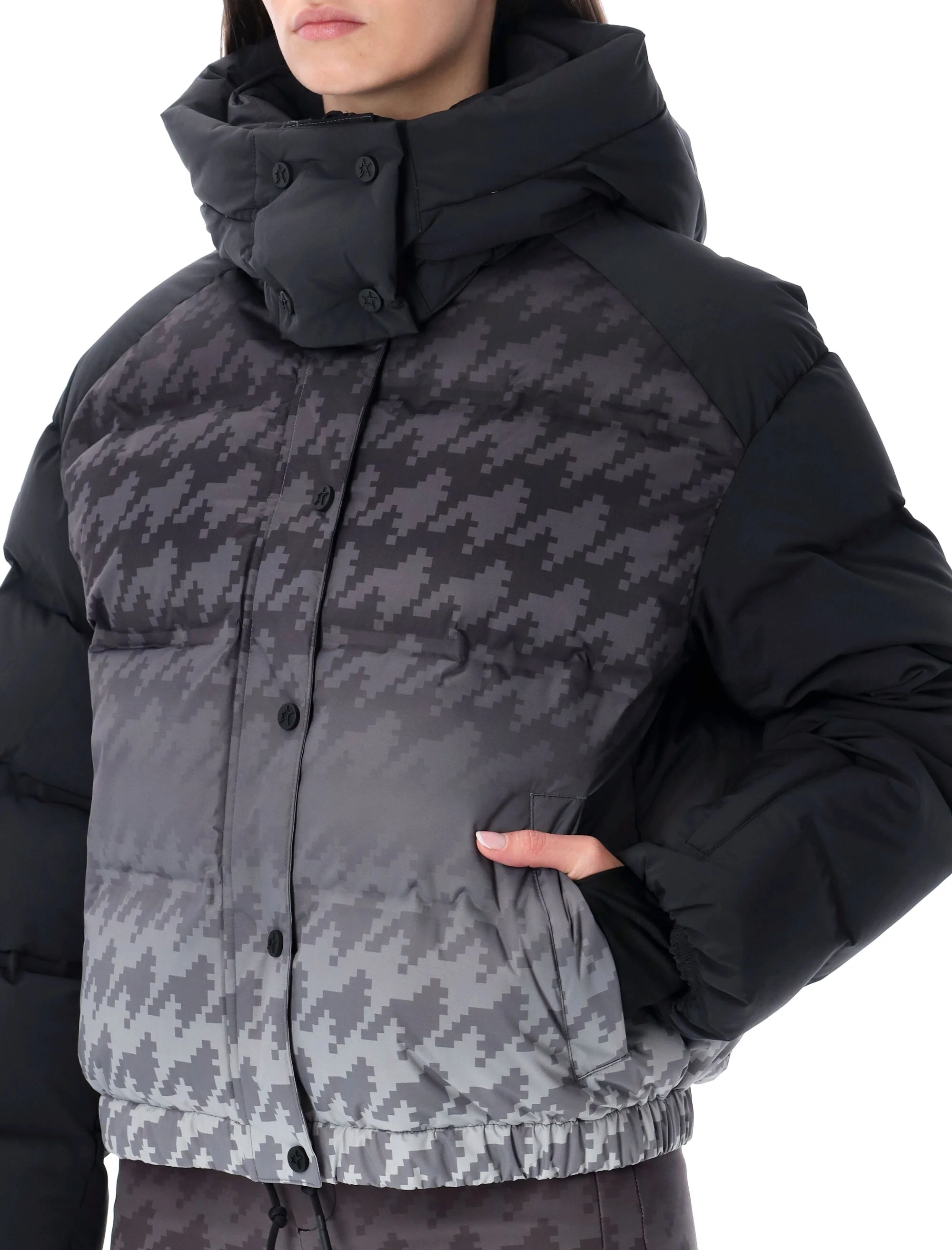 Perfect Moment Gradient Houndstooth Puffer Jacket for Women - Size S - Image 3