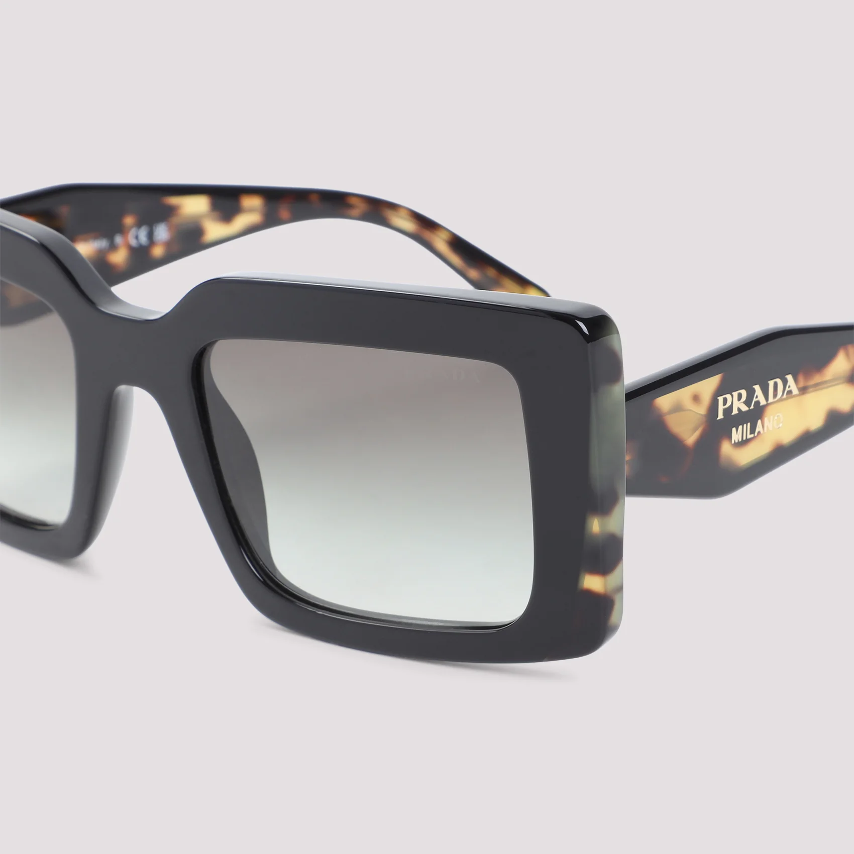 Prada Eyewear Stylish Acetate Sunglasses for Women - FW26 Collection - Image 5