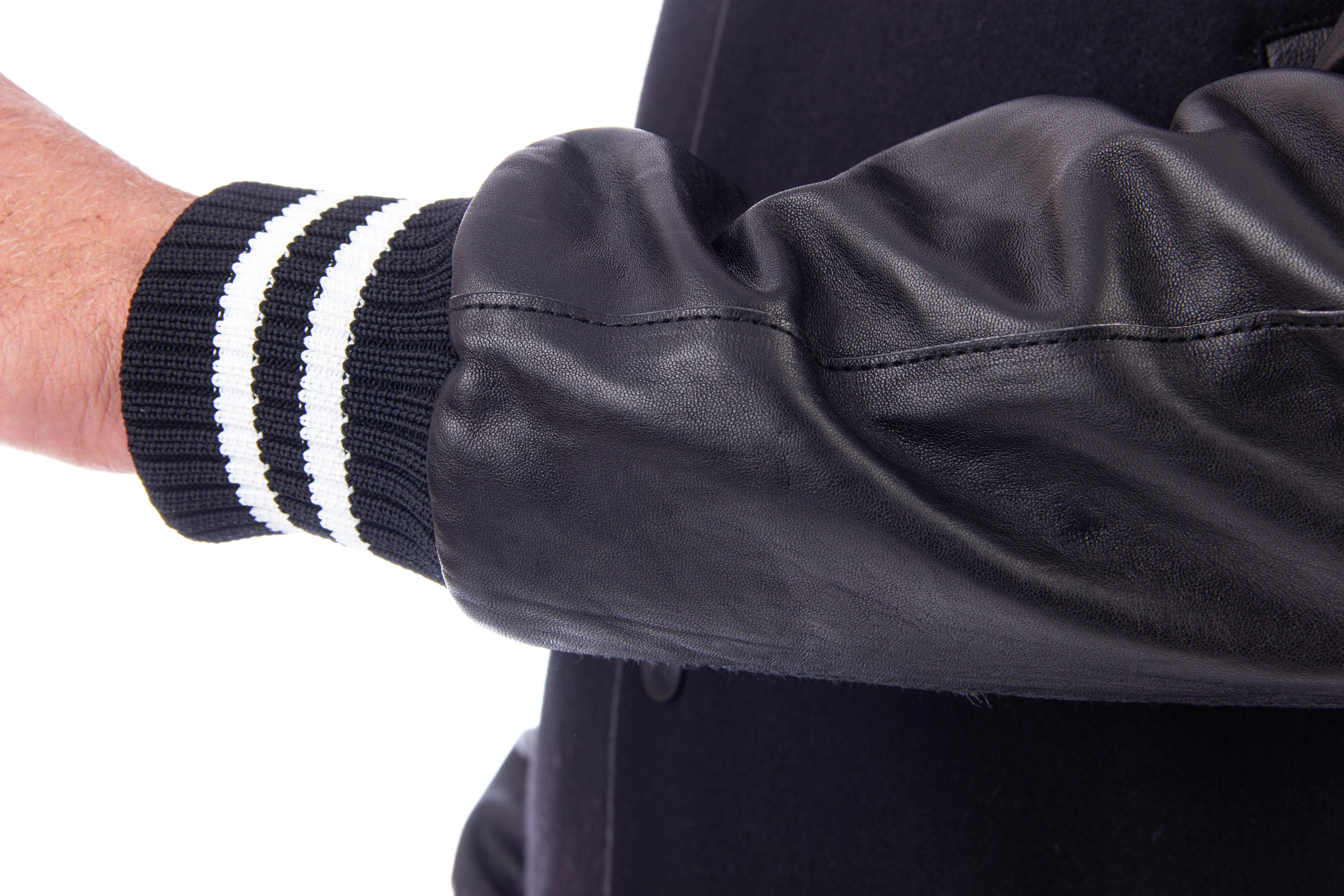 Pt Torino Stylish Lightweight Trousers for Men - FW22 Collection - Image 5
