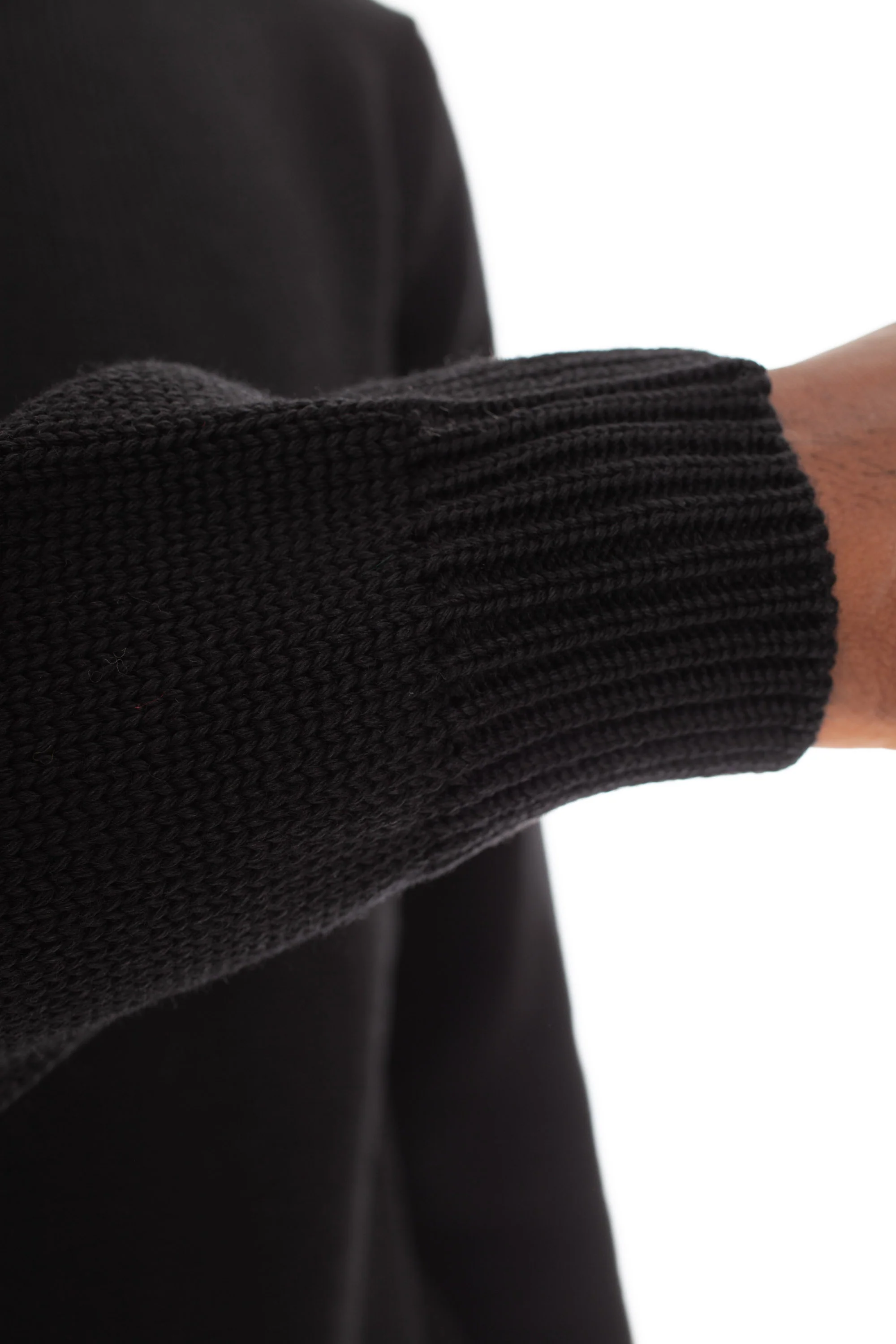 Roberto Collina Men's Cozy Knit Sweater for Fall/Winter 2023 - Image 5