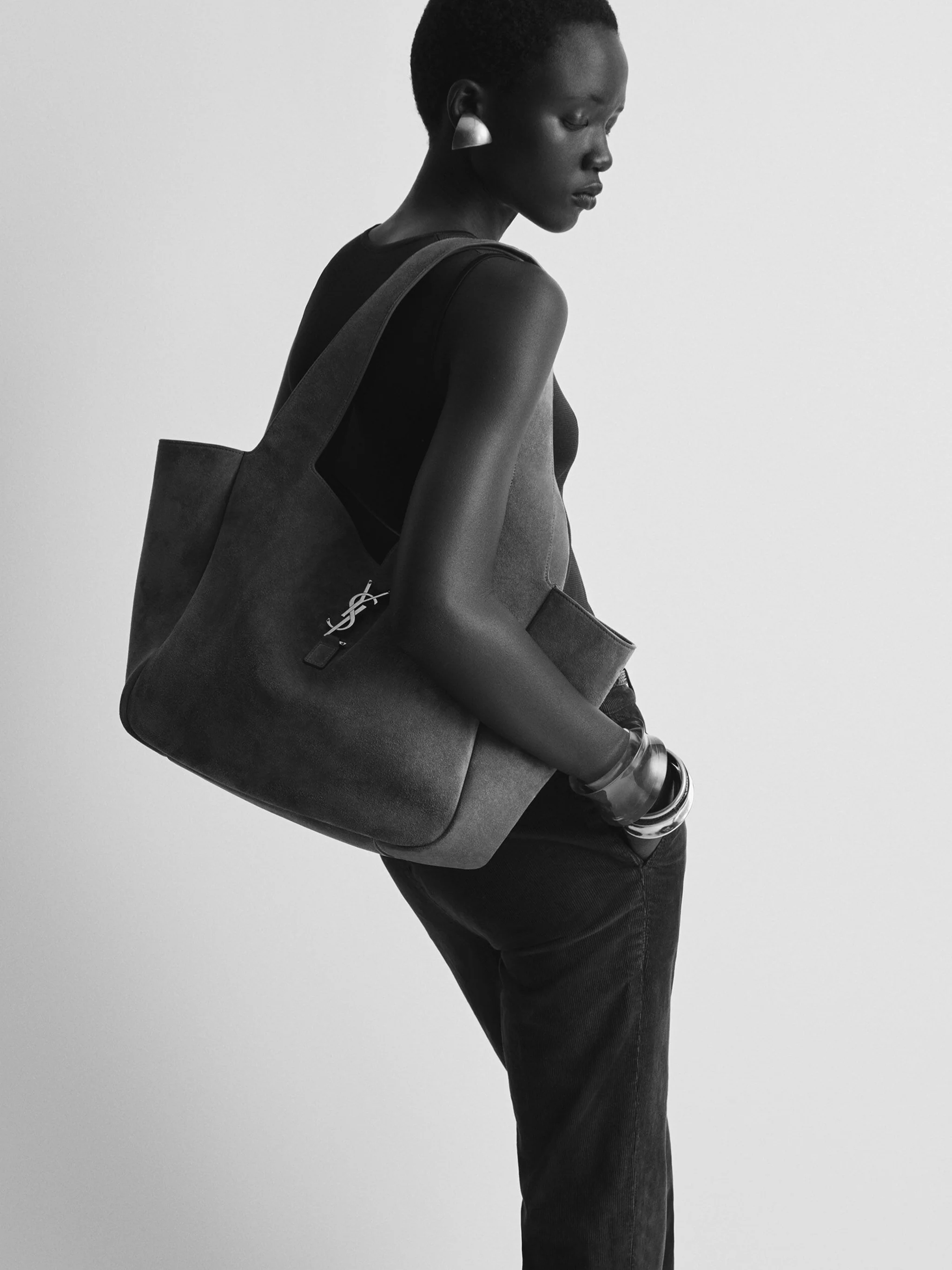 Saint Laurent LE 5 À 7 BEA in Suede - Image 2