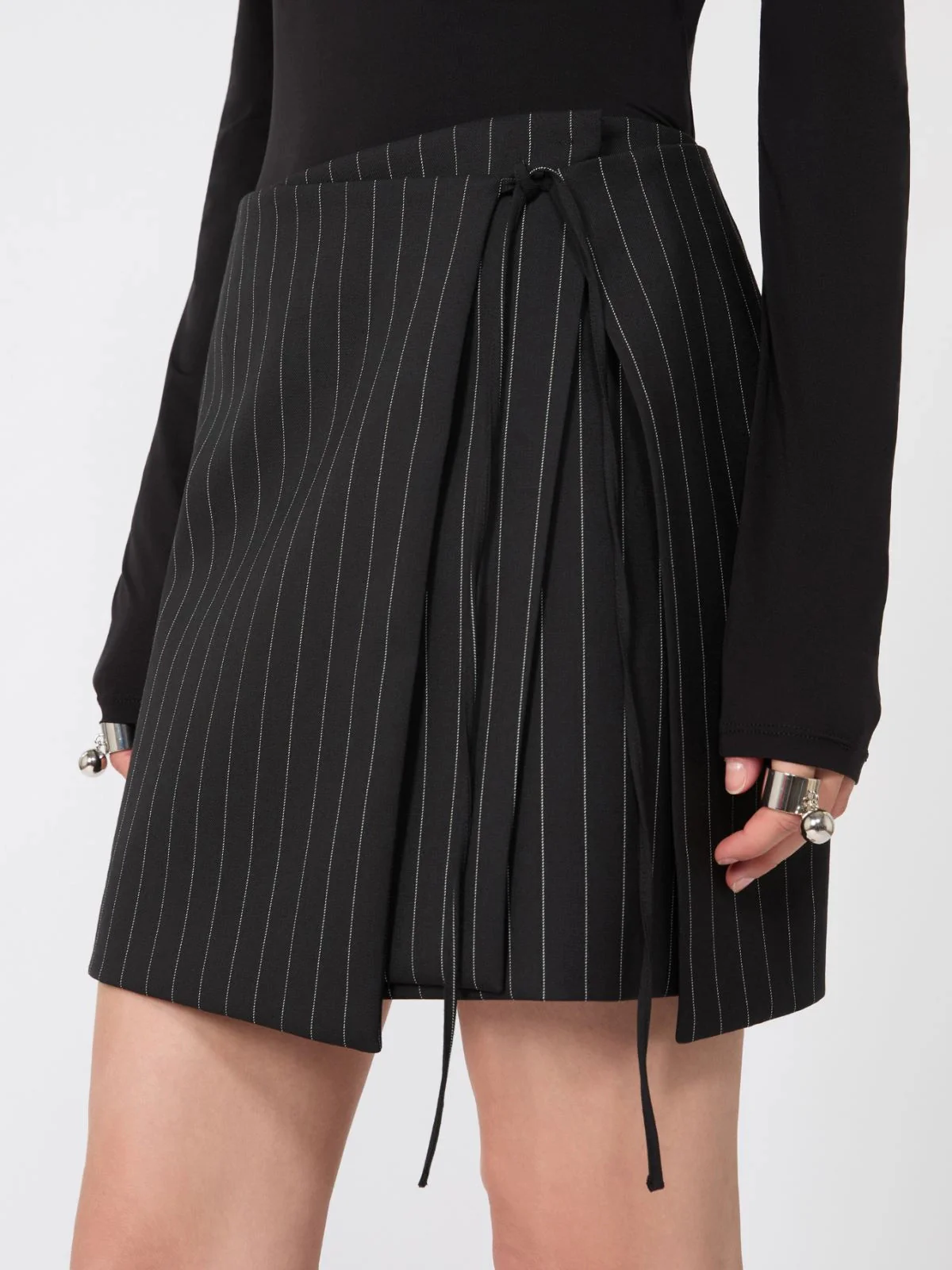 Sportmax Low-Waist Double-Wrap Skirt with Snap Button Fastening - Size 40 - Image 5