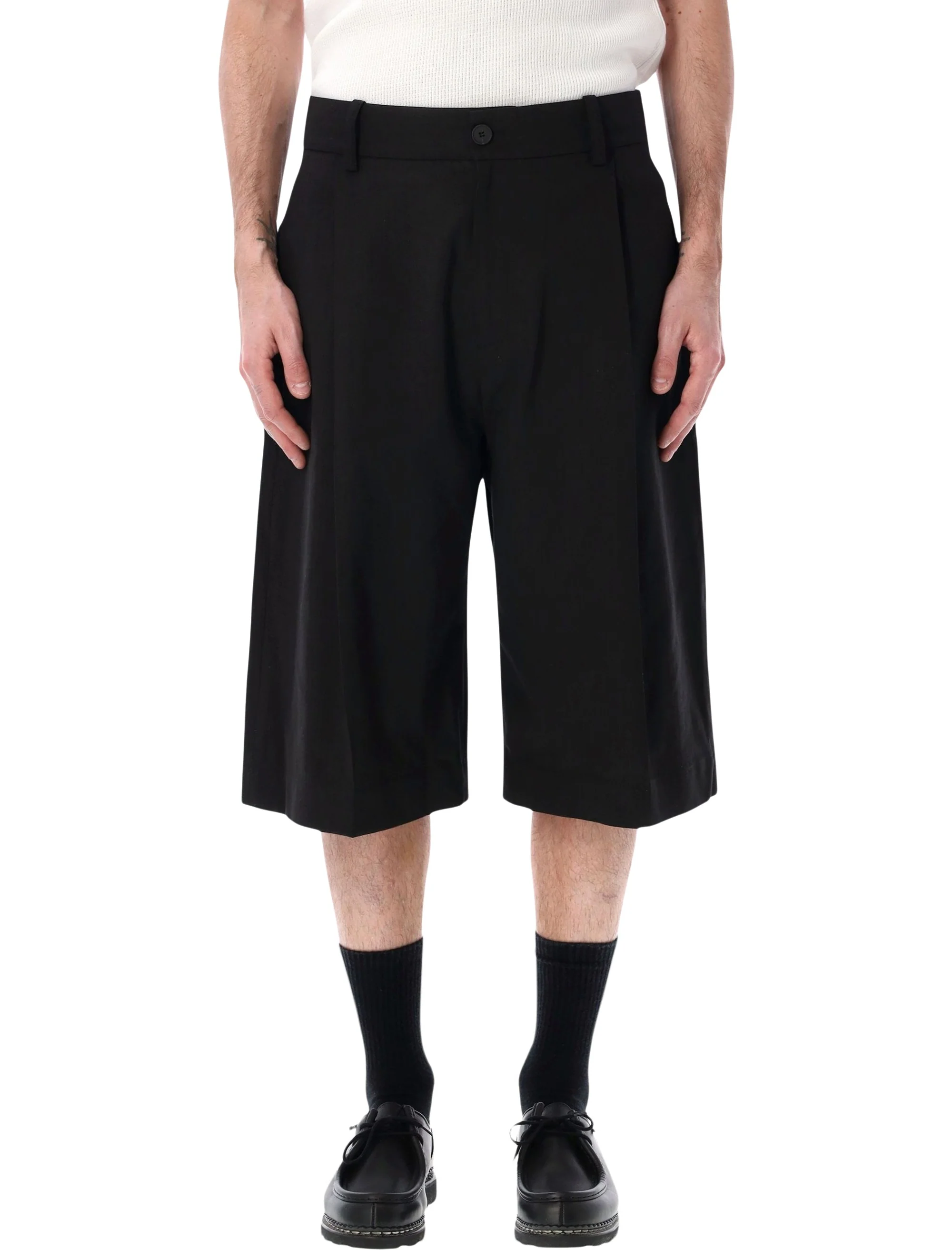 Studio Nicholson Oversized Fowld Shorts - Just-Below-the-Knee Length