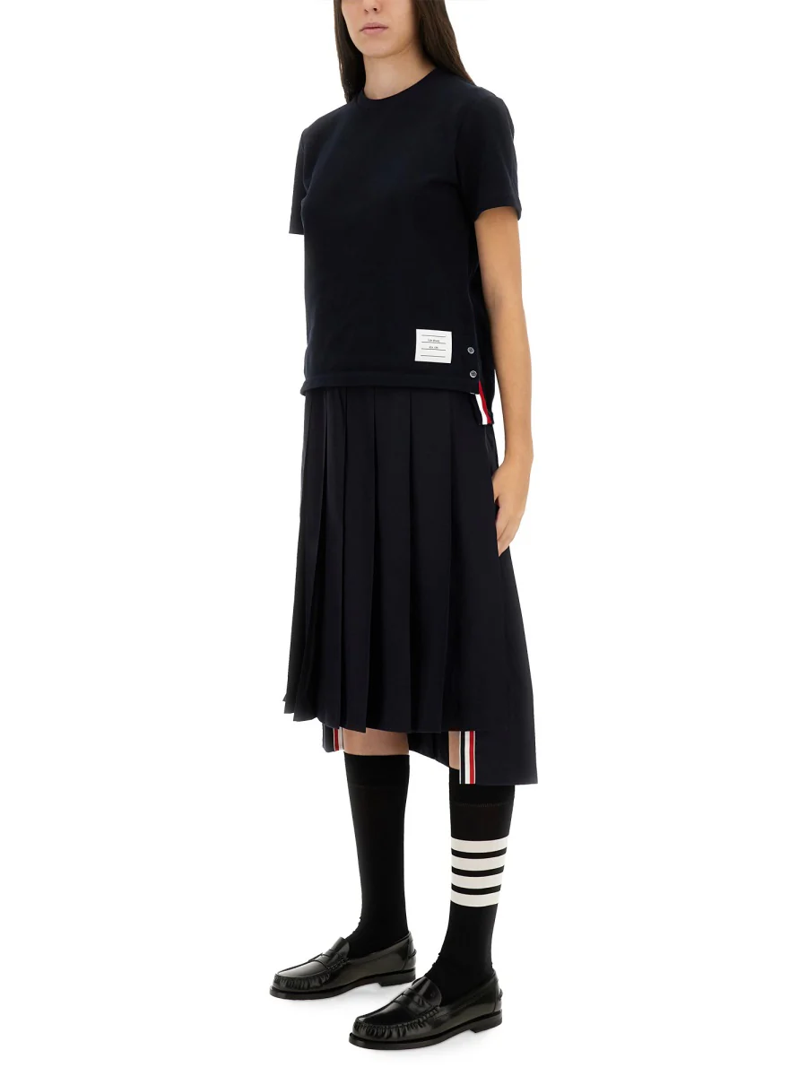 THOM BROWNE Classic Cotton Pique Relaxed Fit Center Back Stripe Short Sleeve T-Shirt - Image 6