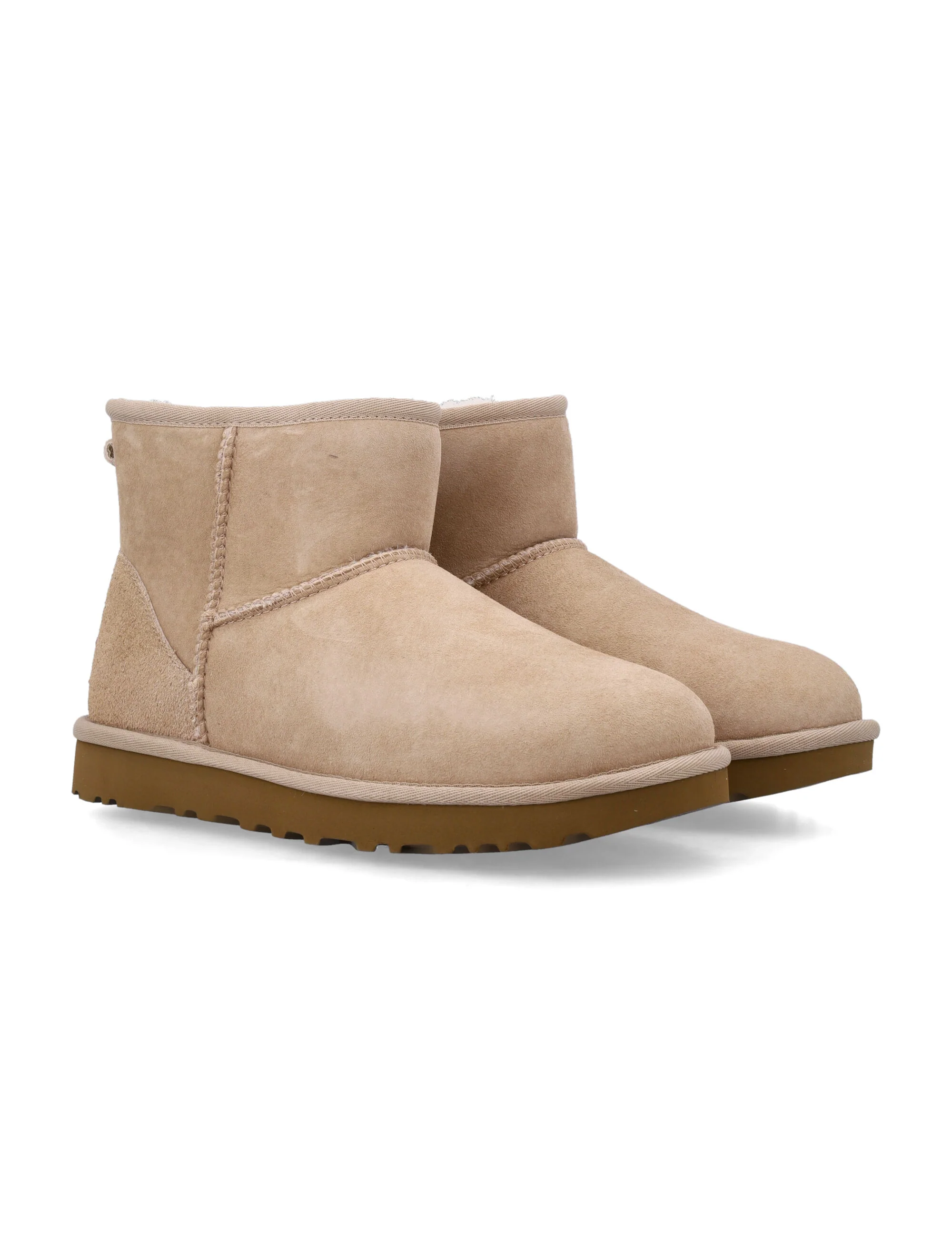 Ugg Classic Mini II Slip-On Boots for Everyday Comfort - Image 6