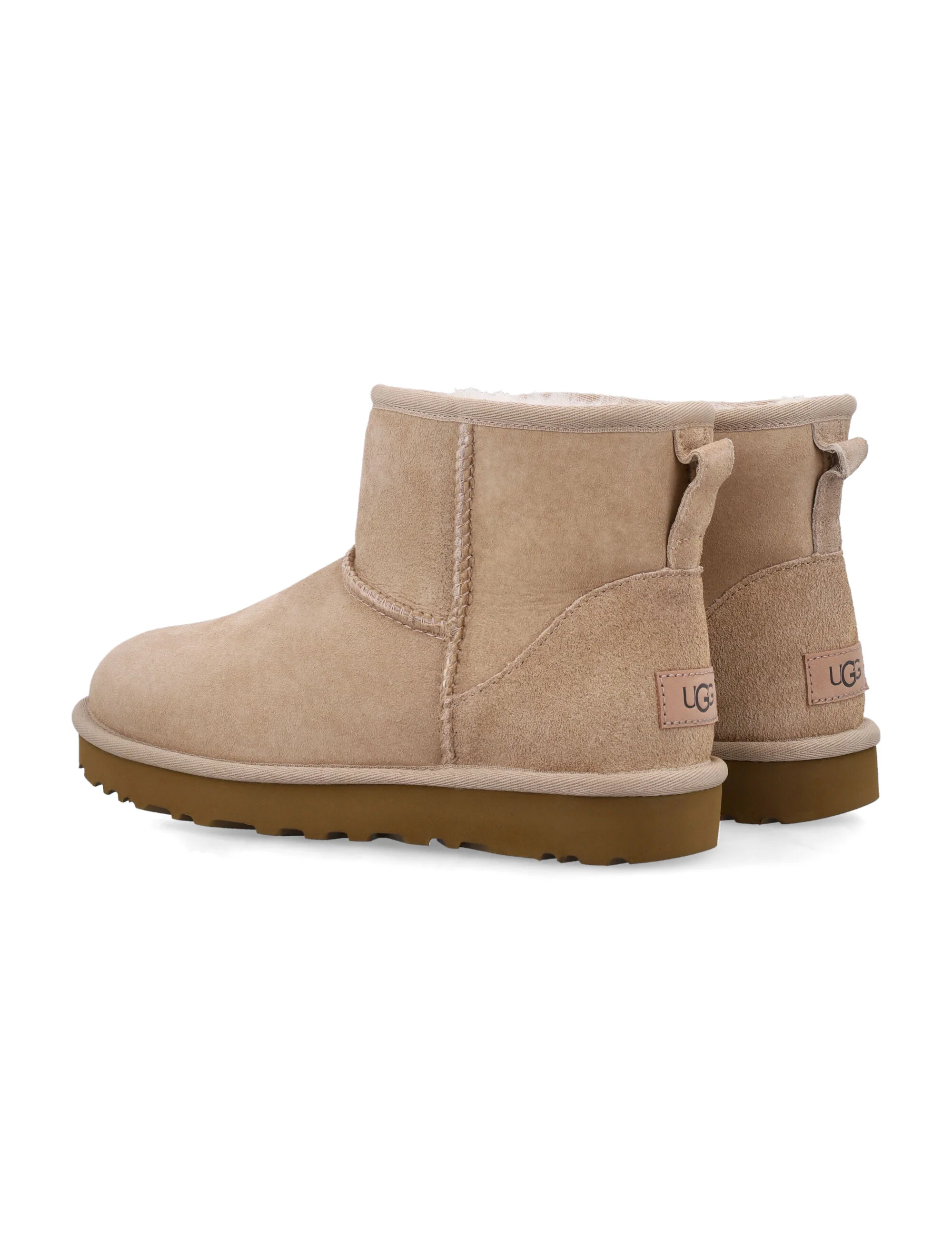 Ugg Classic Mini II Slip-On Boots for Everyday Comfort - Image 7