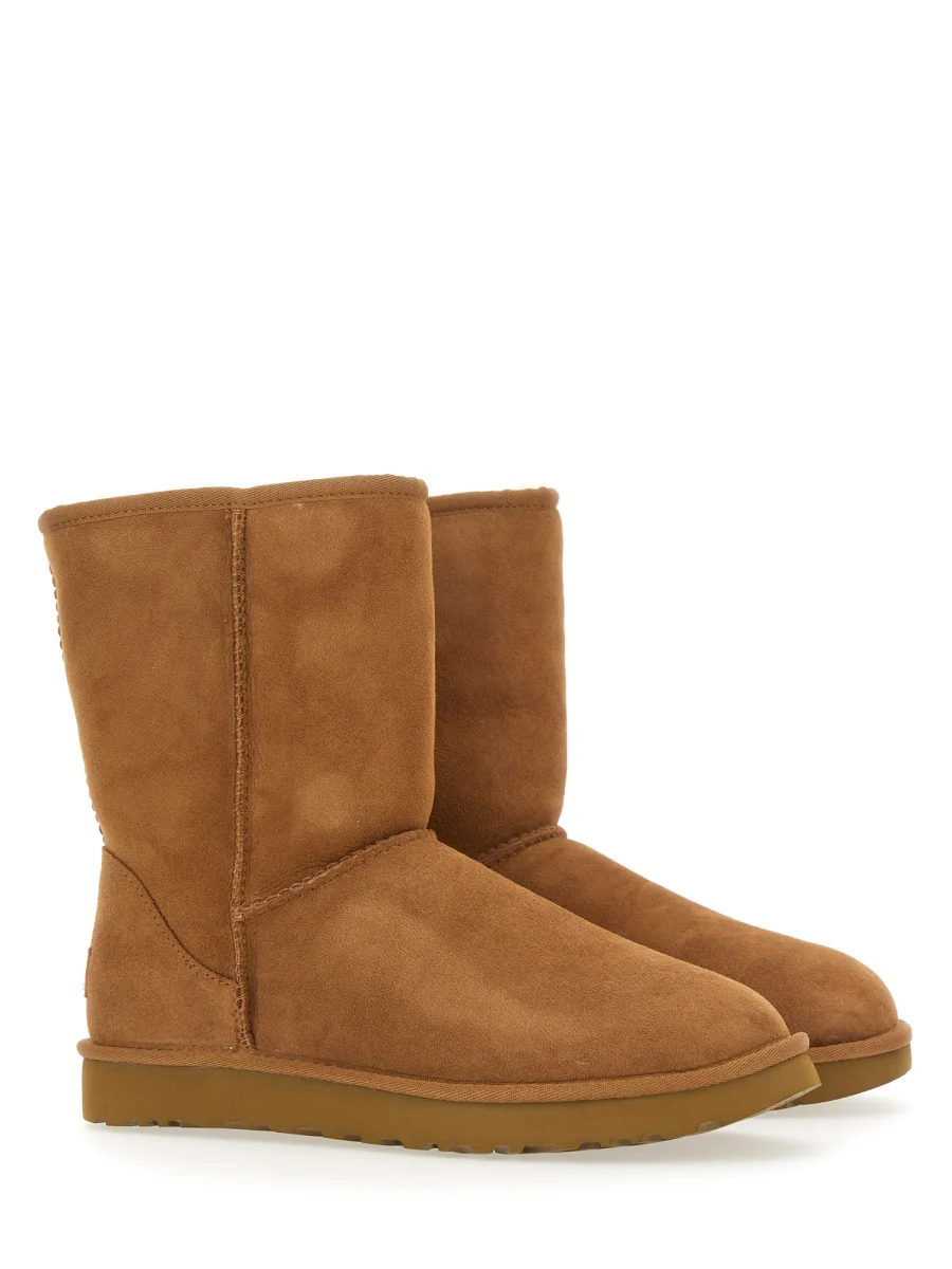 UGG Women's Classic Short II - Image 3
