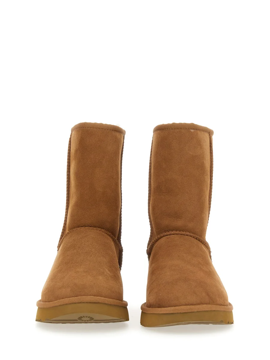 UGG Women's Classic Short II - Image 4