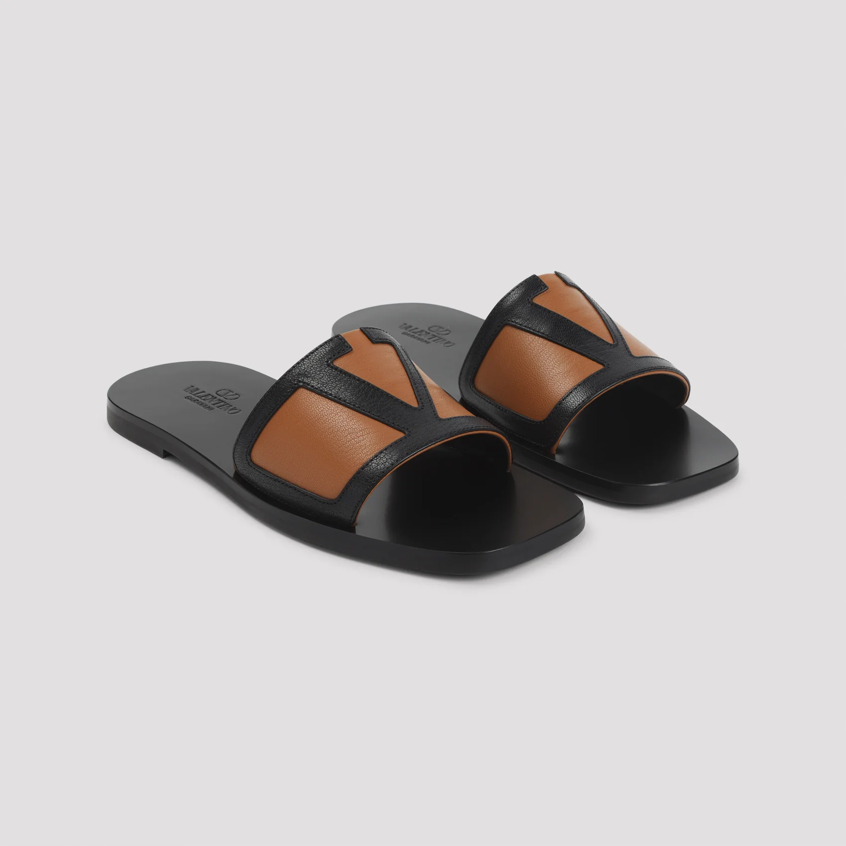 Valentino Garavani "Ta Chambre" Slides - Image 5