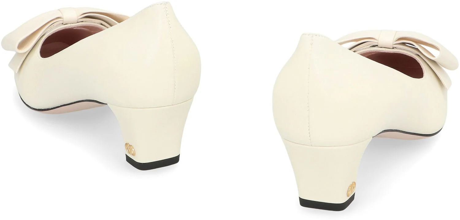 Valentino Garavani VALENTINO Bowow Pumps in Kidskin 45mm for Woman - Image 5