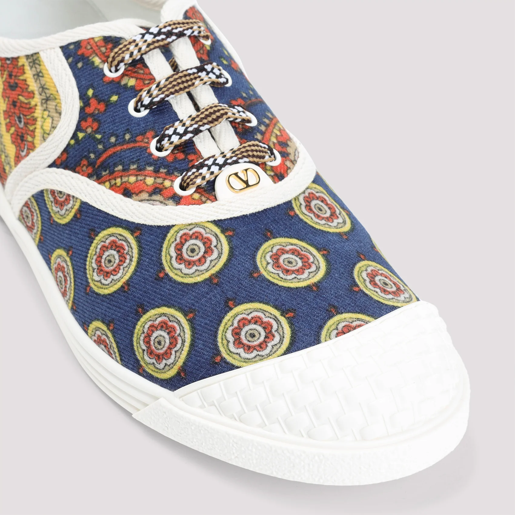 Valentino Men's Stylish Sneaker Band - Image 5