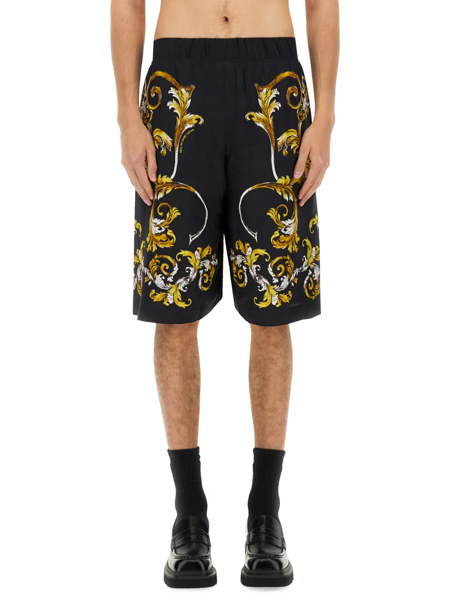 VERSACE JEANS COUTURE Shorts with Baroque Outline Print - Image 5