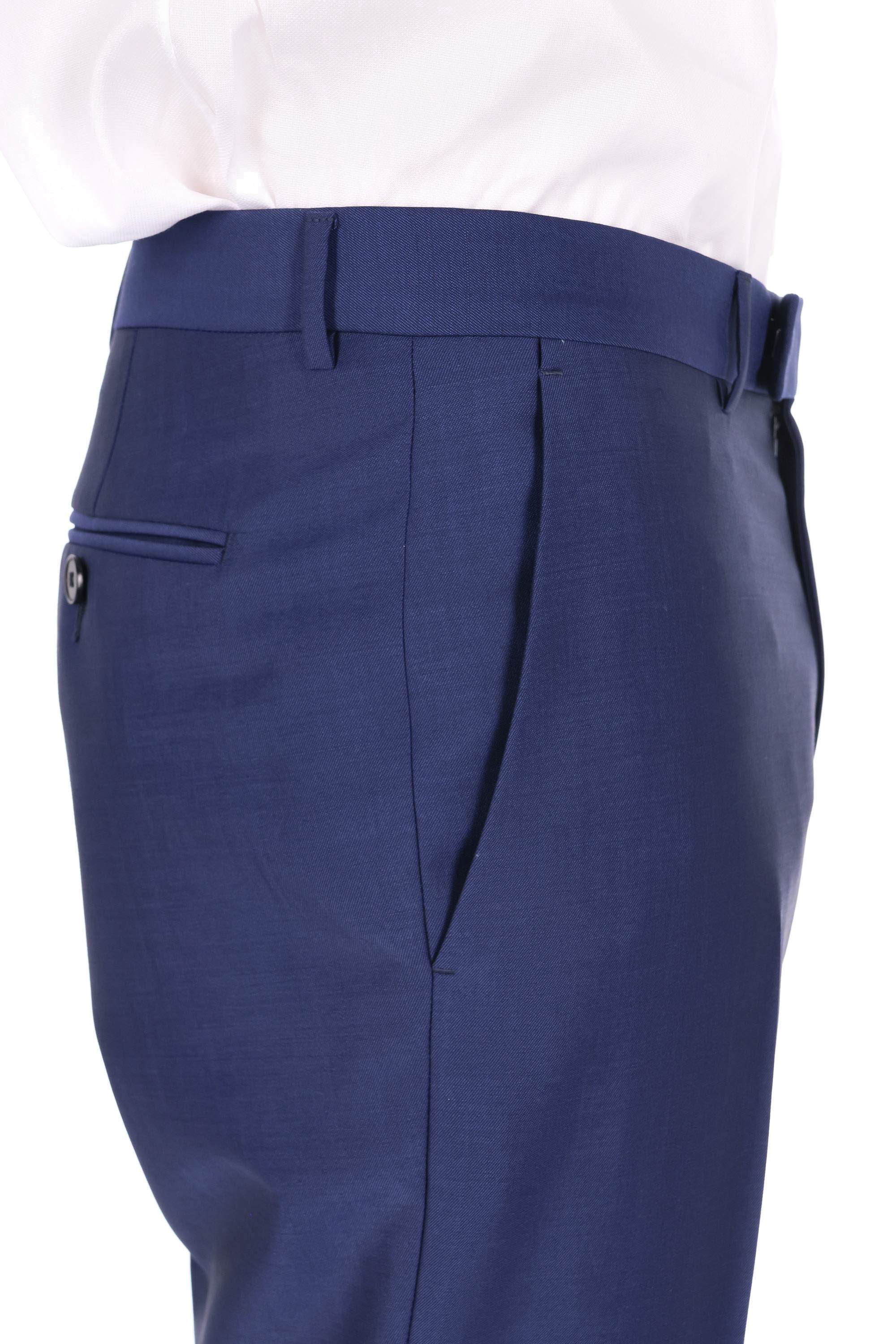 Zegna Elegant Men's Mini Dress - Image 7