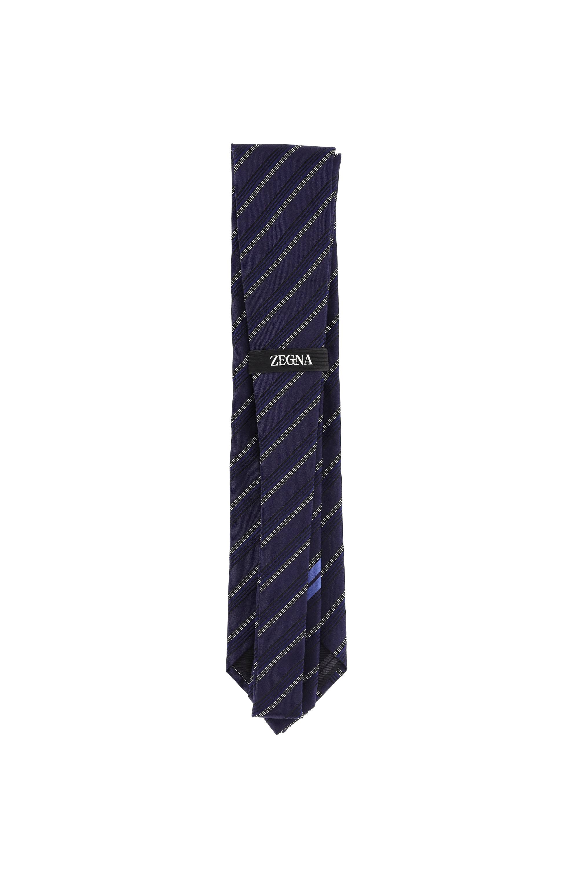 Zegna Elegant Mini Tie for Modern Men - Image 2